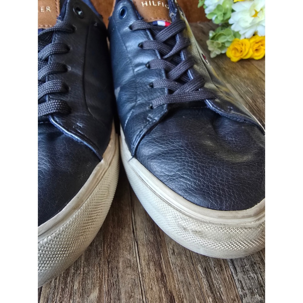 Tommy Hilfiger Men's Navy Leather Low Top Sneakers Casual Shoes Size US 7 EUR 39 - Picture 7 of 12